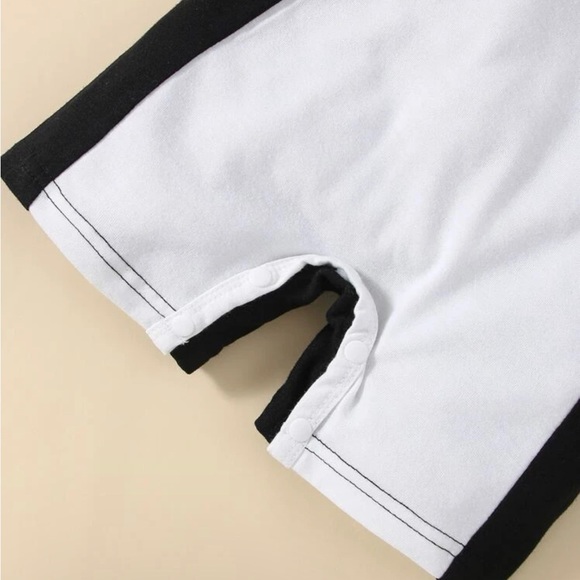 NWT Penguin Baby Outfit - Picture 4 of 8